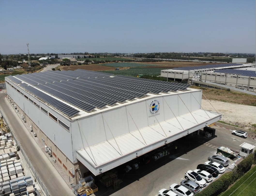 Flying Cargo - Various Sites, IL